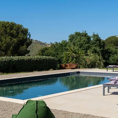 Villa Vittoria 8, Emma