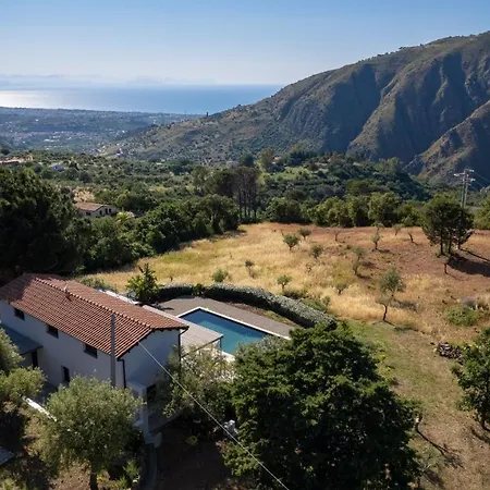 Vittoria 8, Emma * Gratteri